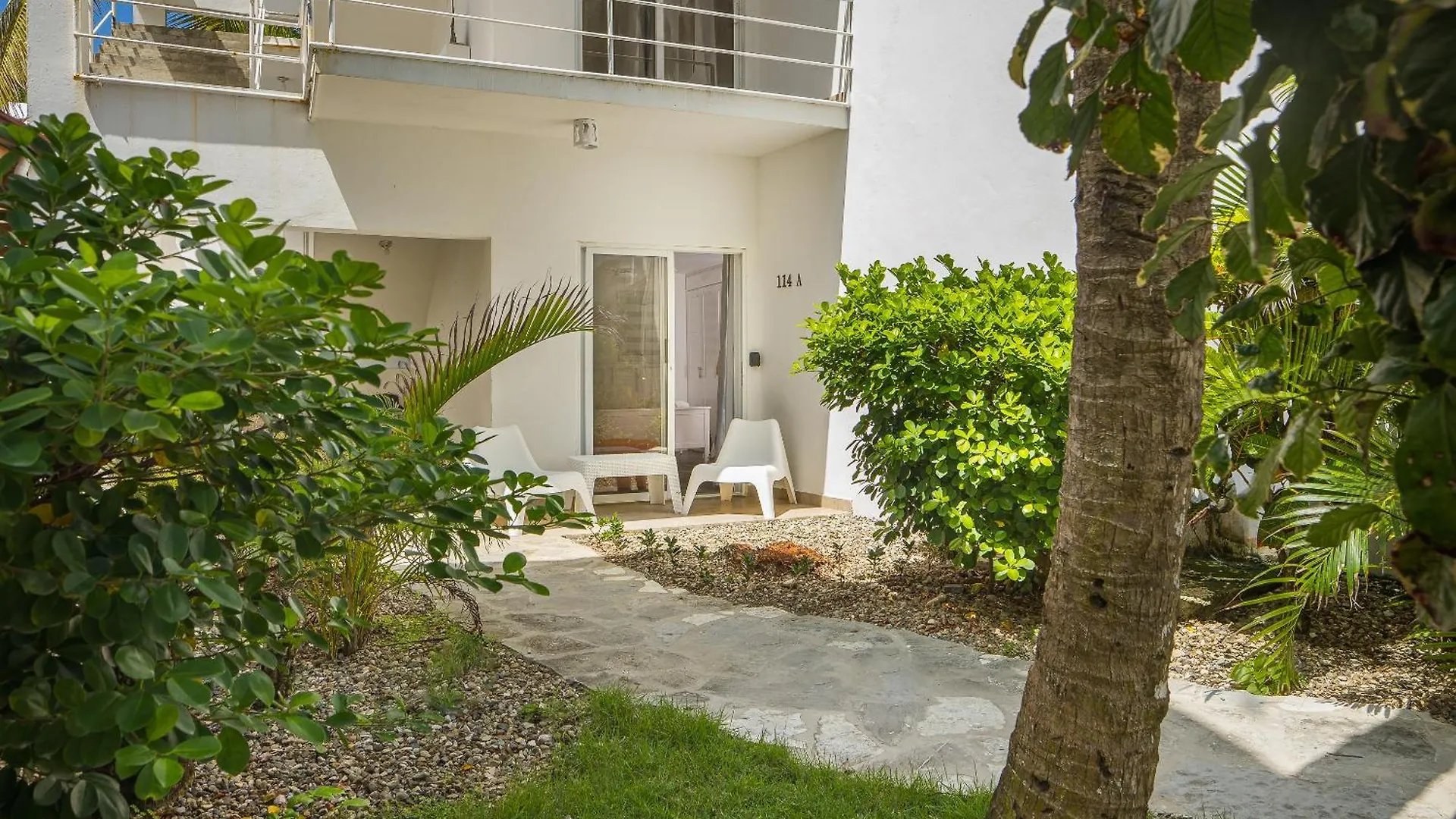 Kite Beach Hotel Oceanfront Apartments Cabarete