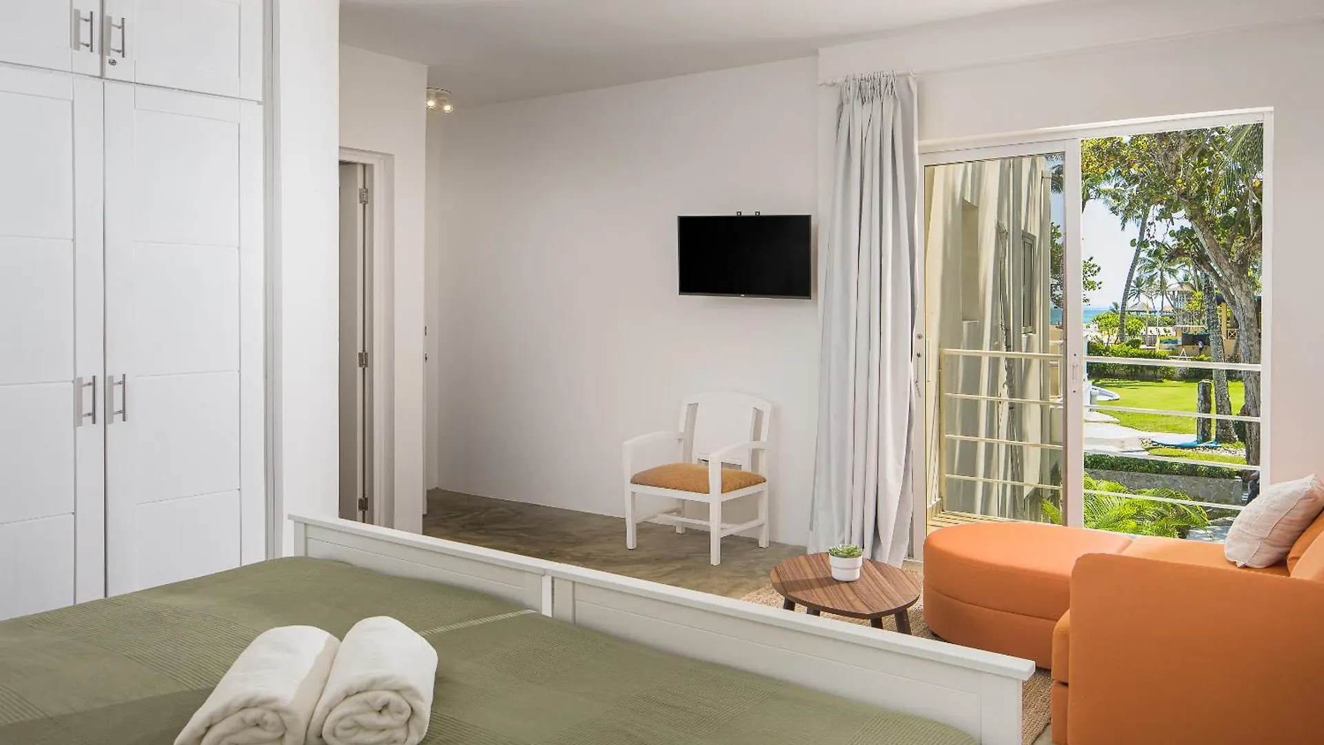 Kite Beach Hotel Oceanfront Apartments Cabarete