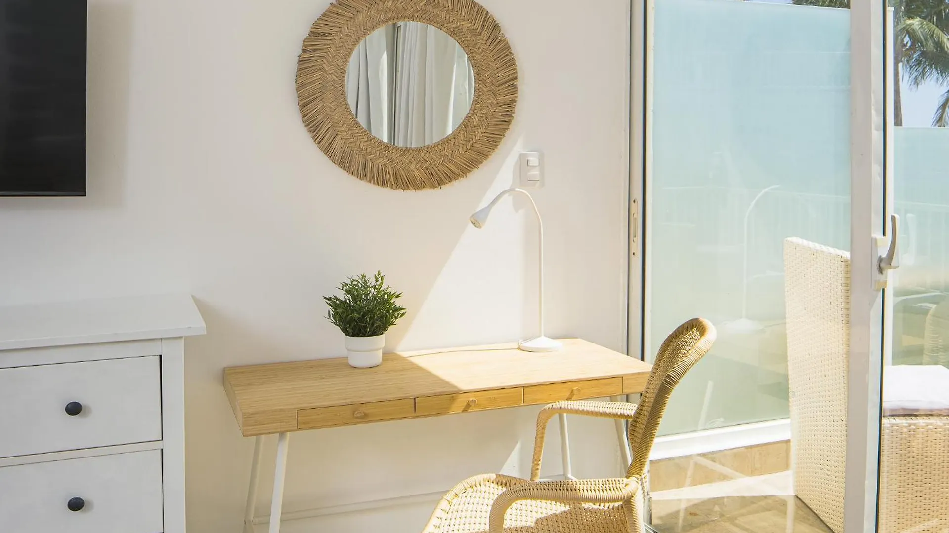 Kite Beach Hotel Oceanfront Apartments Cabarete