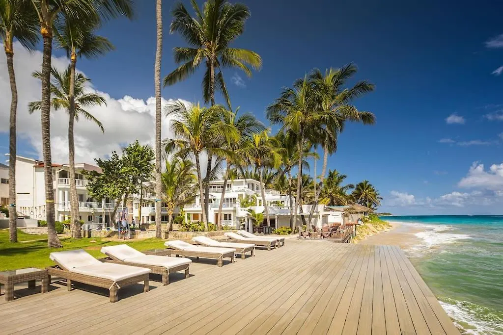 Kite Beach Hotel Oceanfront Apartments كاباريتي